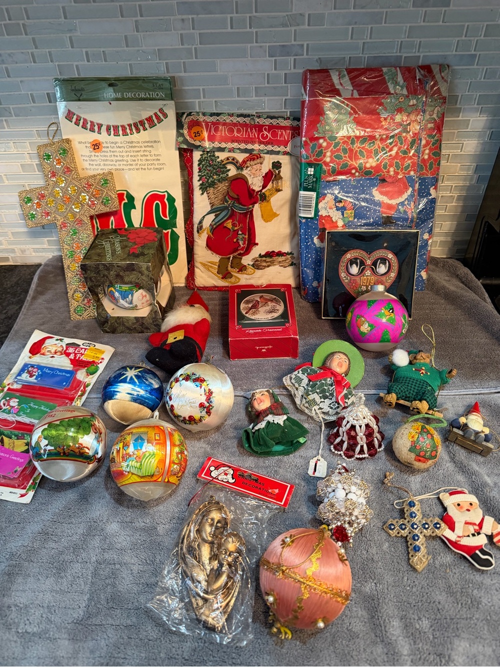 Vintage Christmas Wrapping Paper Gift Tags Ornaments Ketchy 70’’s 80’s Lot